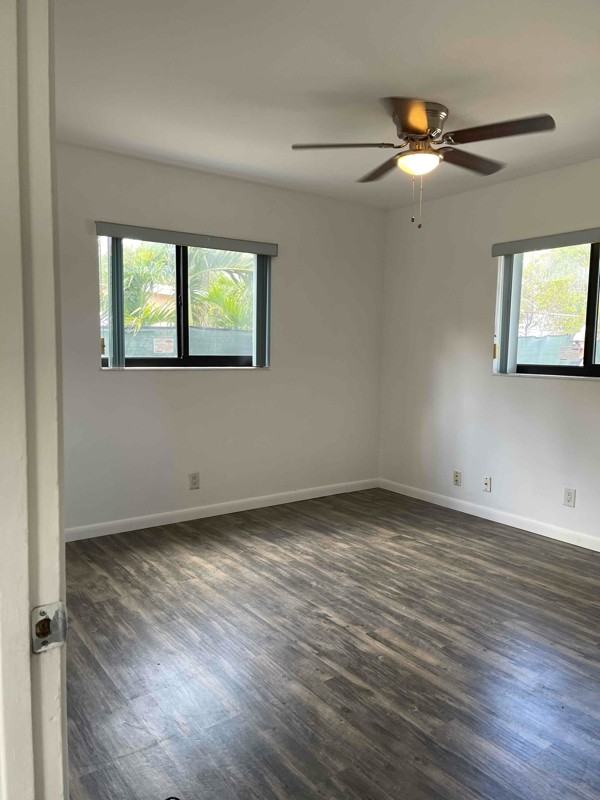 837 Nw 41st St #A - Photo 5 of 9