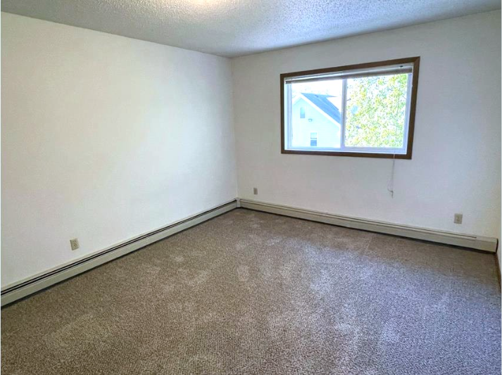 523 12Th Ave South #104 - Photo 4 of 14