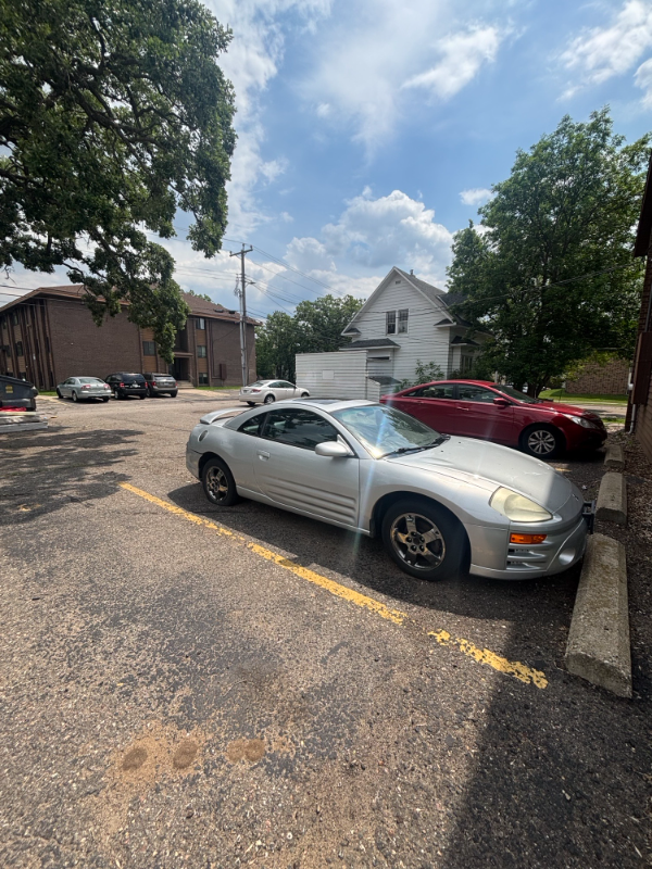 822 7th Ave S #101 - Photo 4 of 4