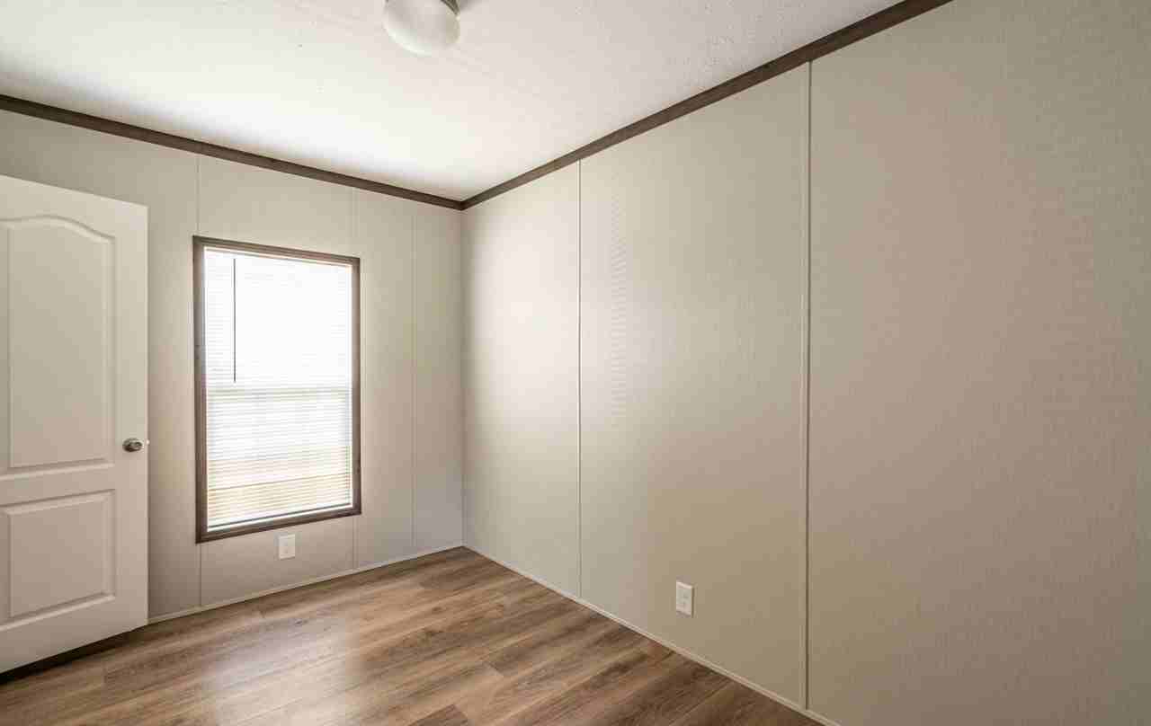 139 Hubert Blvd #116 - Photo 7 of 11