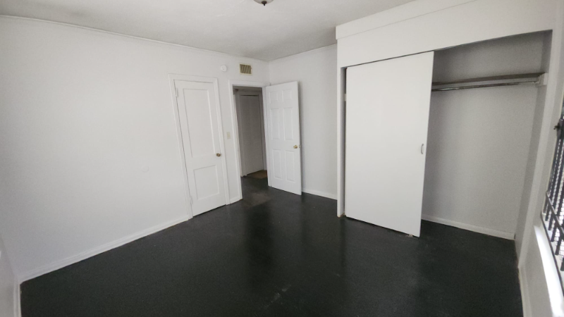 519 W 23rd St #519W23rdST - Photo 5 of 18