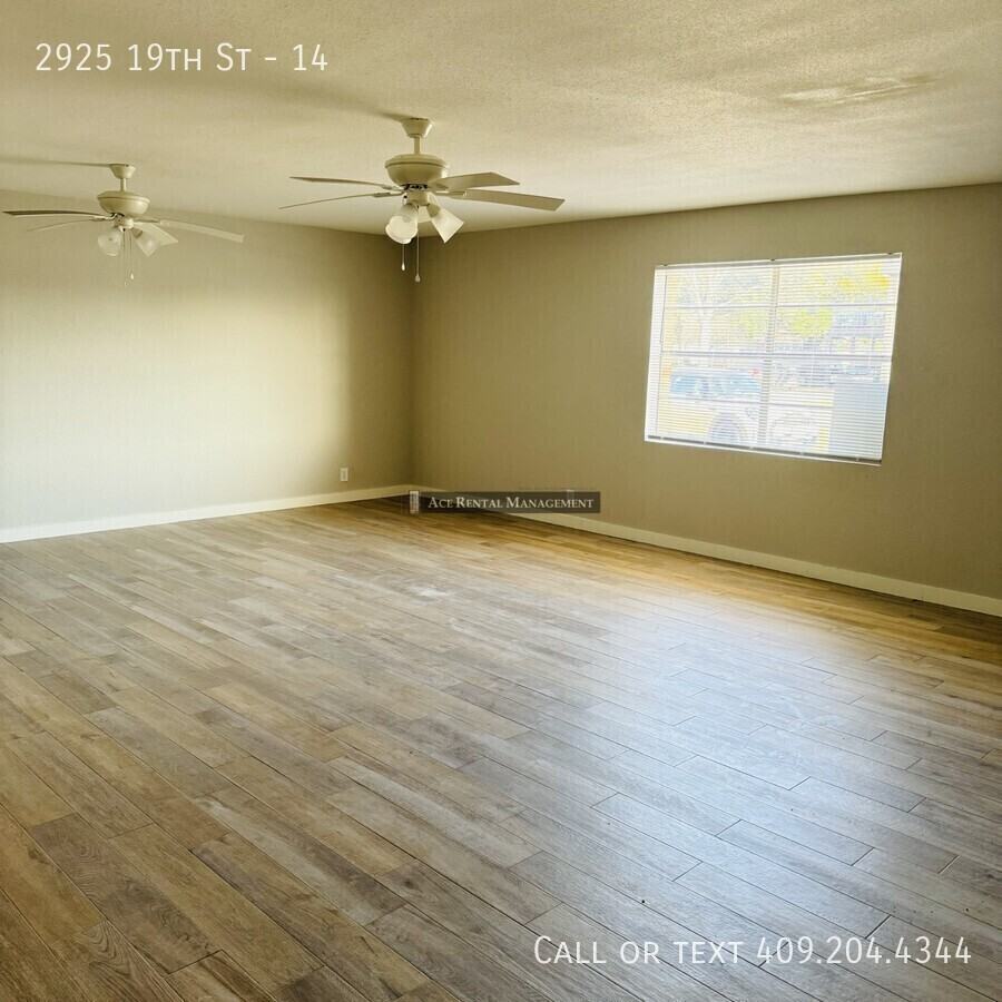 2925 19th St #14 - Photo 2 of 11