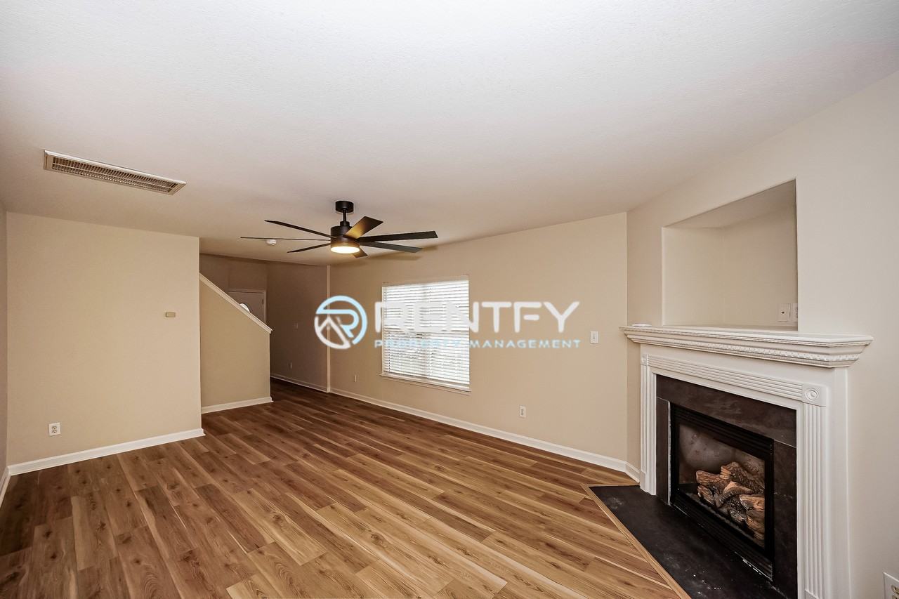 2027 Quill Ct - Photo 4 of 20