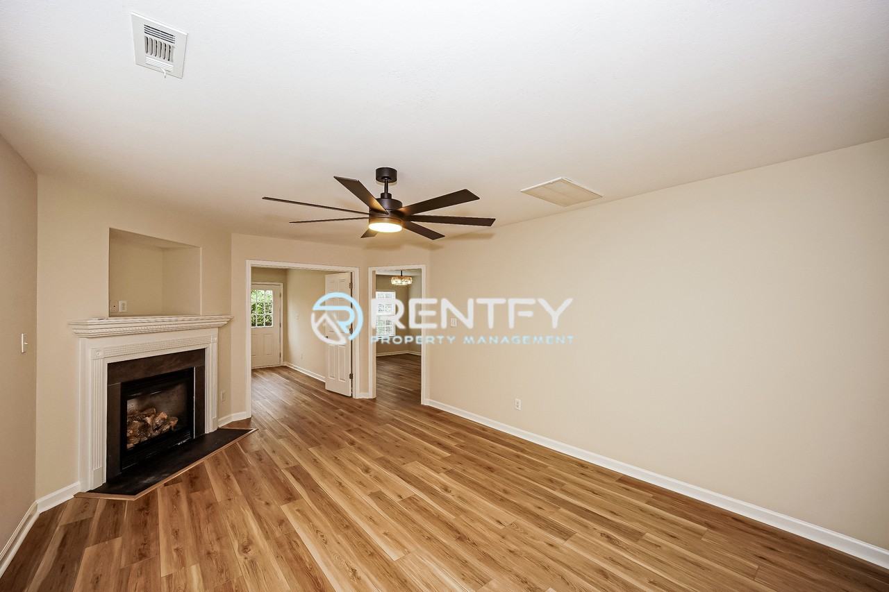 2027 Quill Ct - Photo 5 of 20