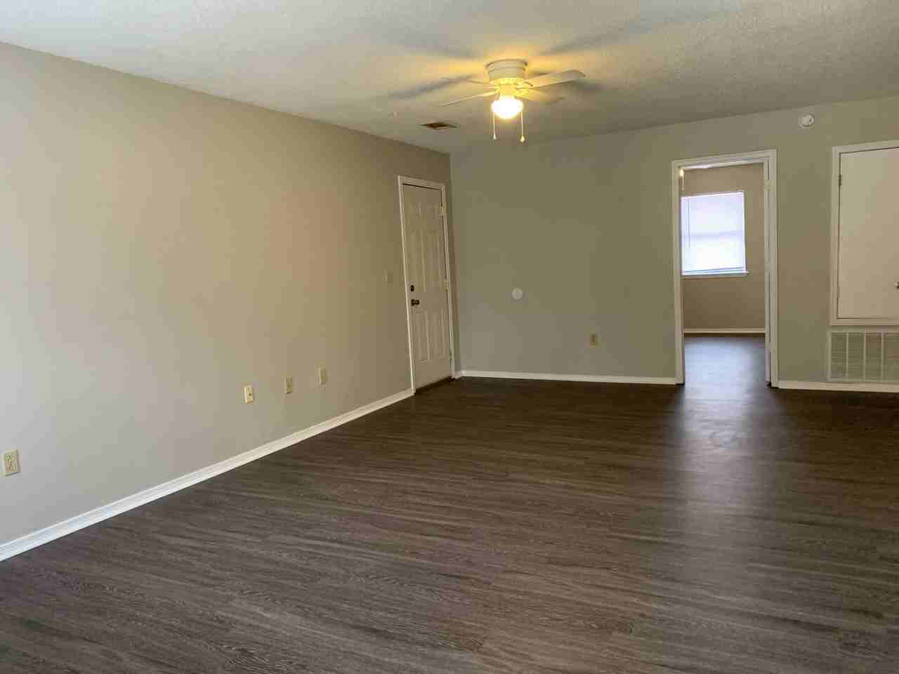 1307 N Arkansas Ave - Photo 2 of 16