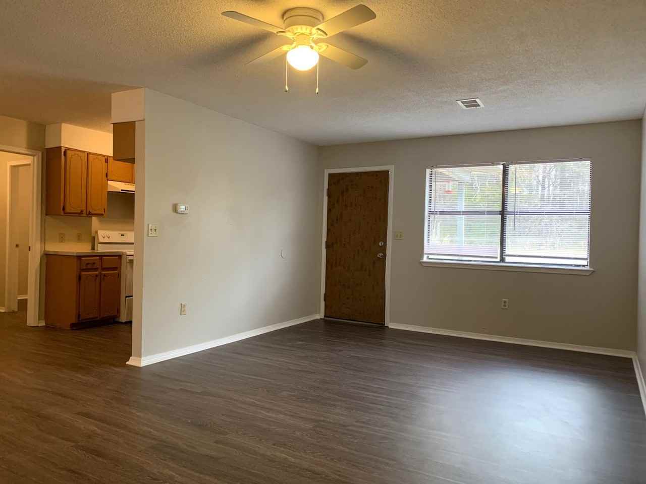 1307 N Arkansas Ave - Photo 3 of 16