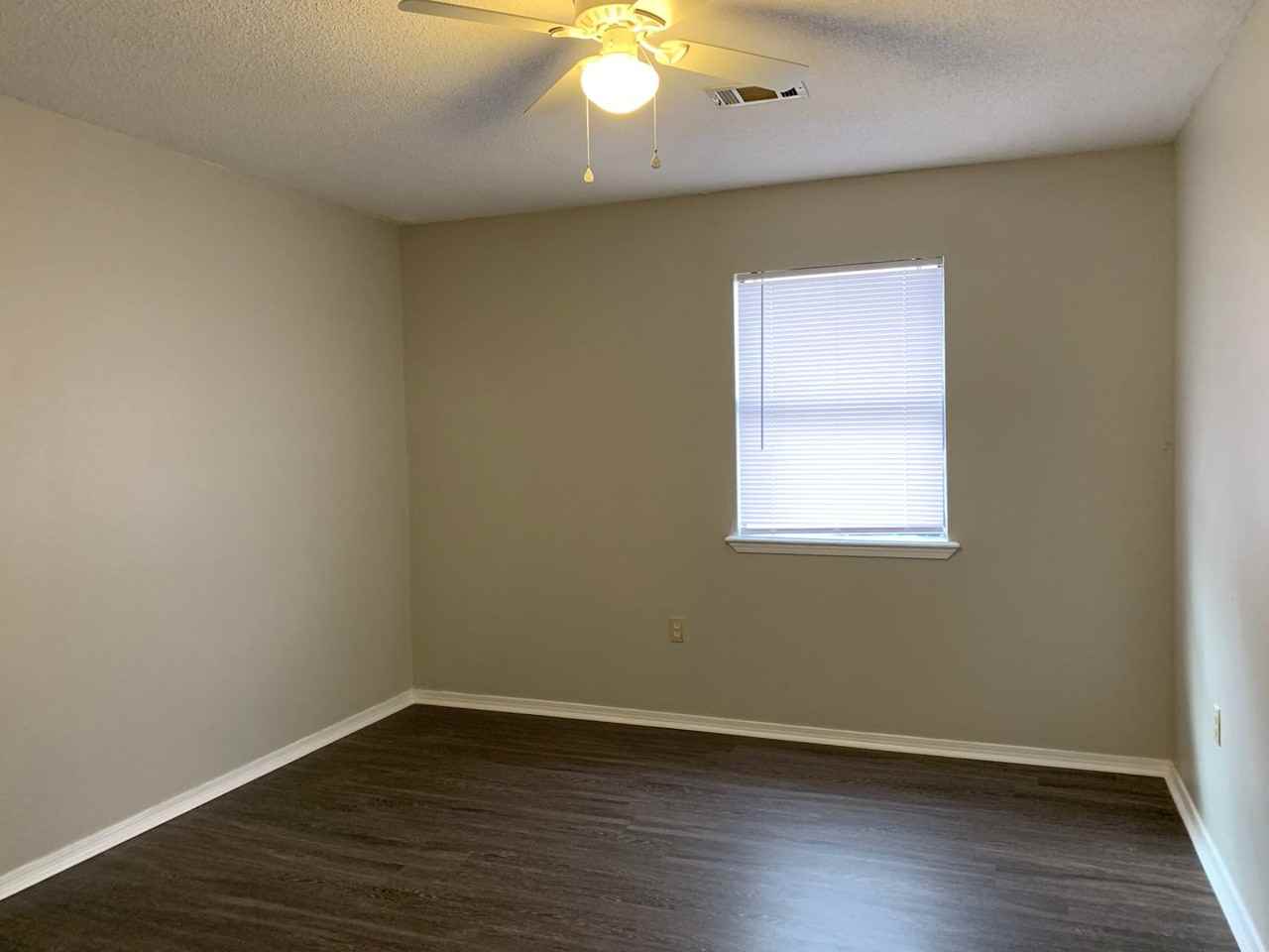 1307 N Arkansas Ave - Photo 6 of 16