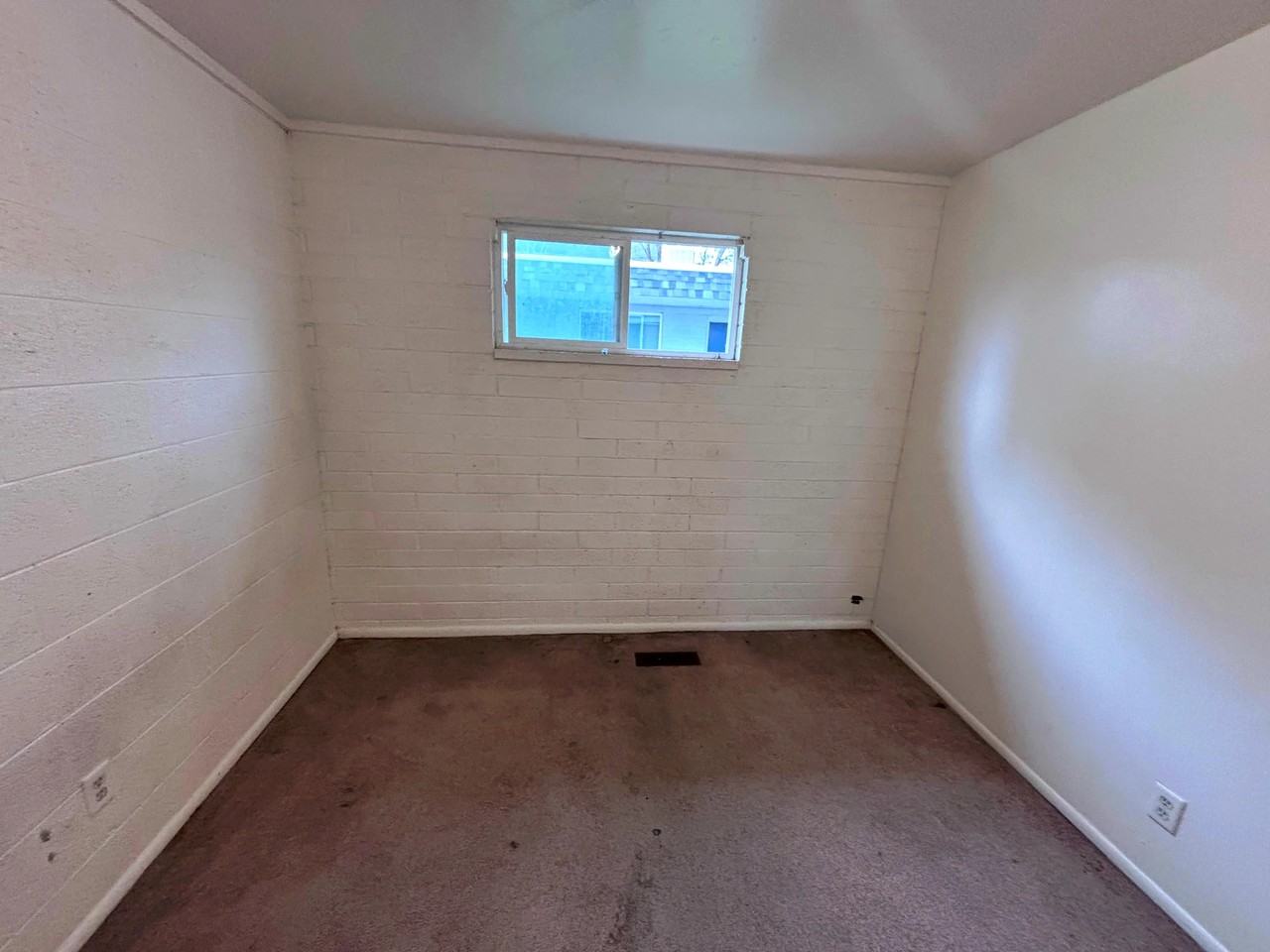 634 Northw #4 - Photo 4 of 6