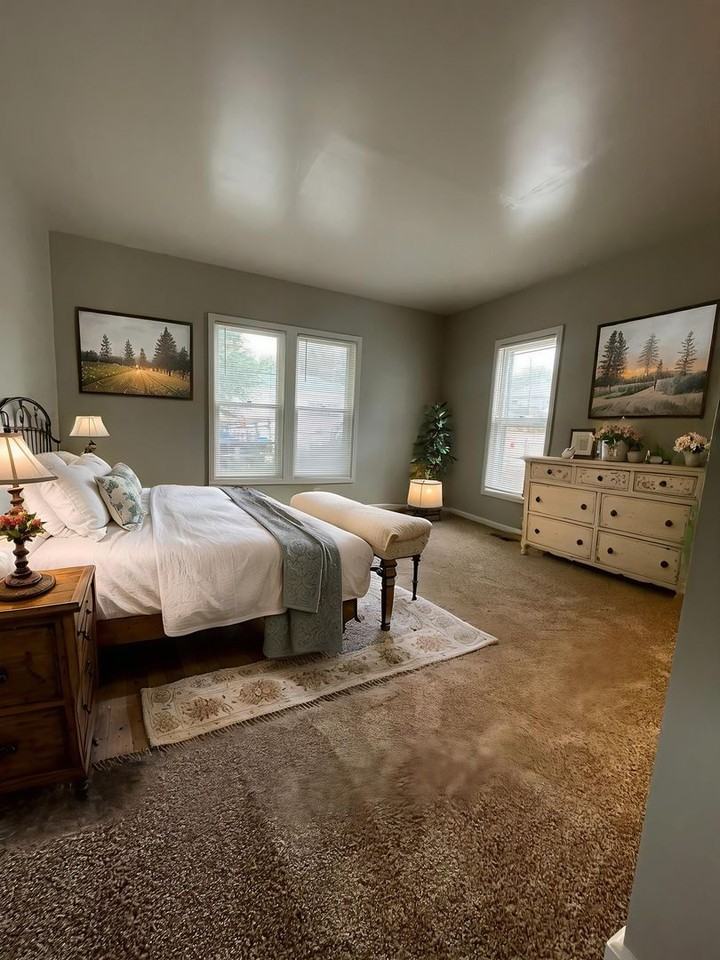 402 W Dale St - Photo 2 of 20