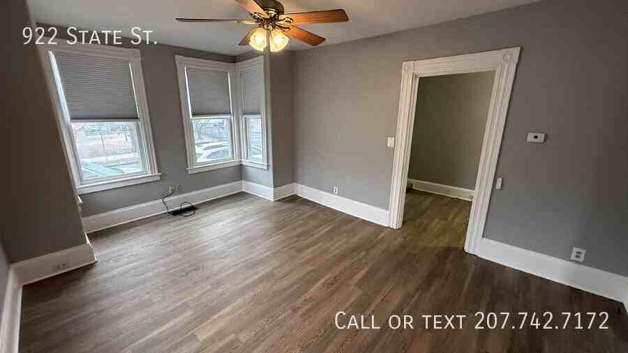 922 State St - Photo 5 of 29