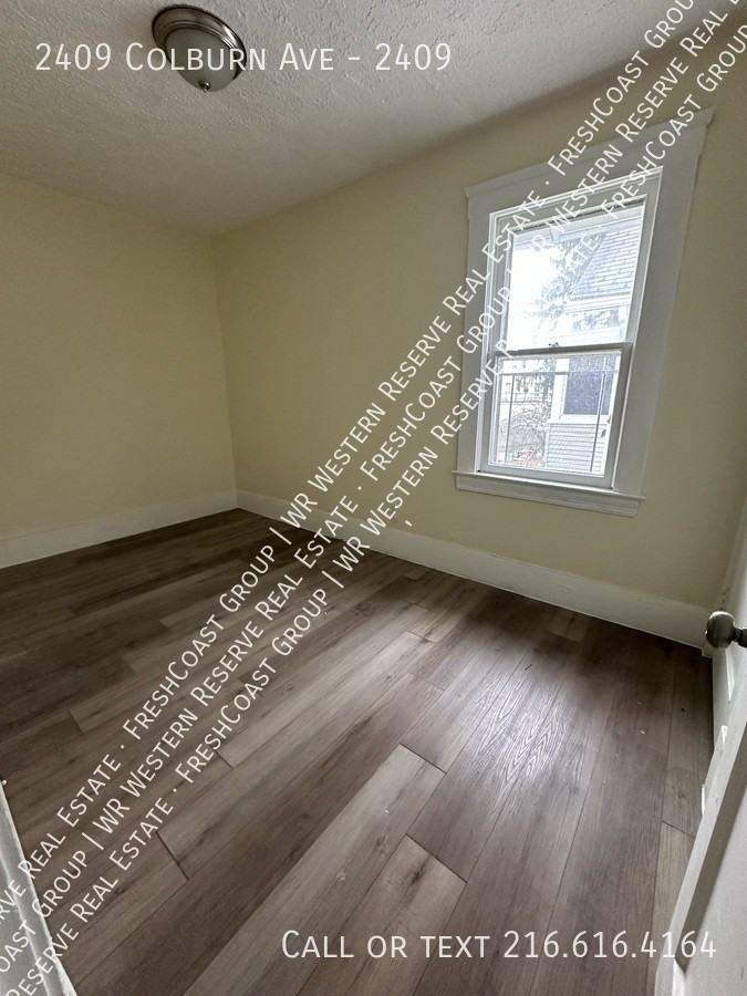 2409 Colburn Ave #2409 - Photo 4 of 8