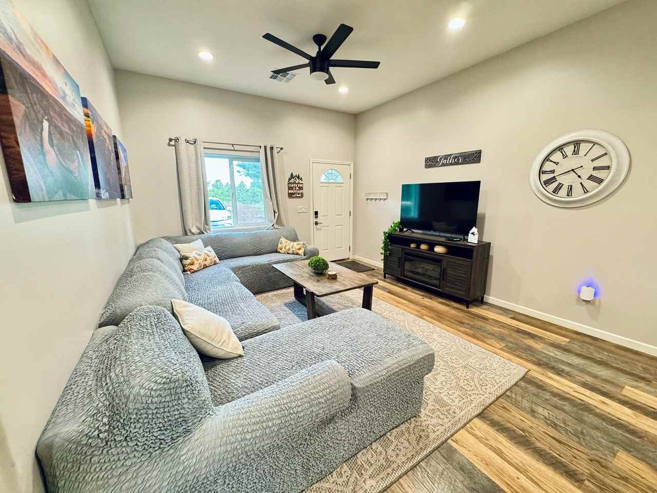 8688 E Pittman Valley Rd - Photo 3 of 15