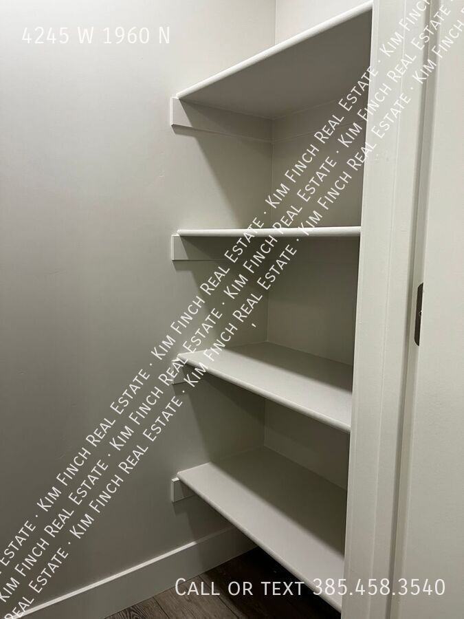 4245 W 1960 N - Photo 6 of 50