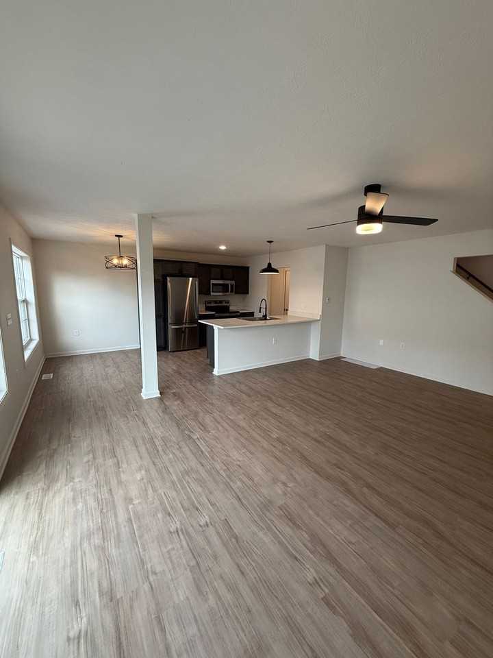 65 Arthurian Way - Photo 4 of 15