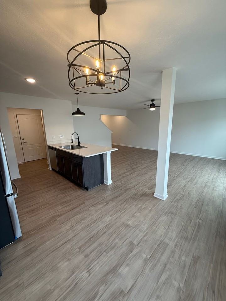 65 Arthurian Way - Photo 6 of 15