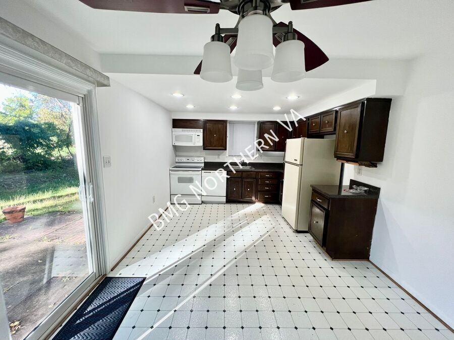 1724 Fantasia Cir - Photo 7 of 18