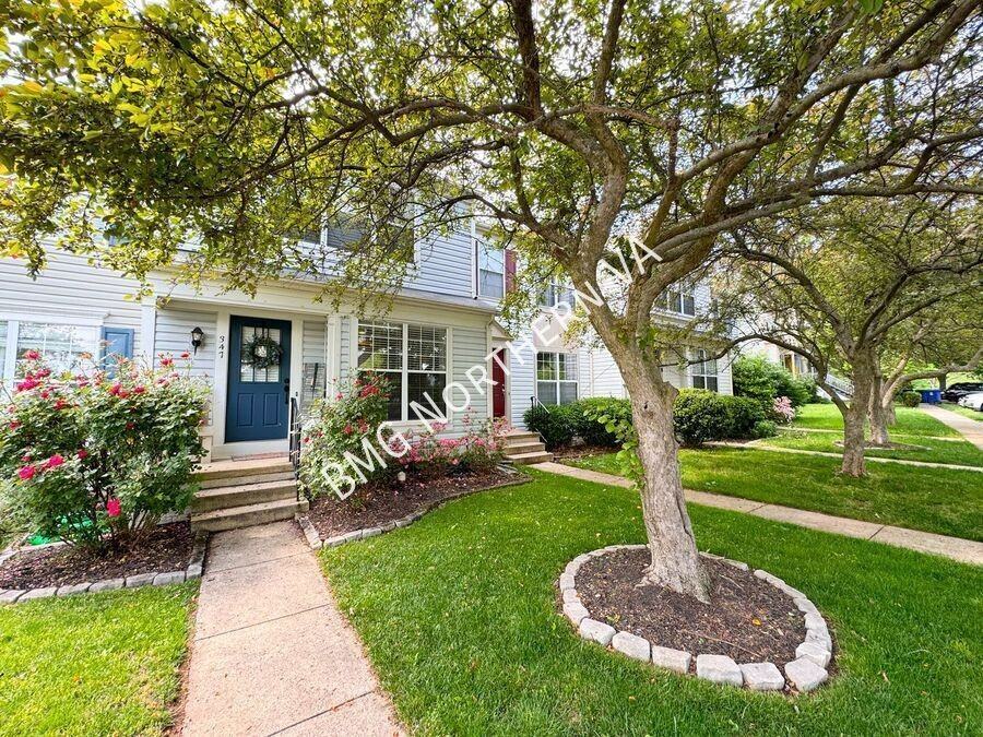 347 Bridle Crest Sq Ne - Photo 2 of 25