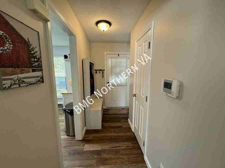 347 Bridle Crest Sq Ne - Photo 3 of 25