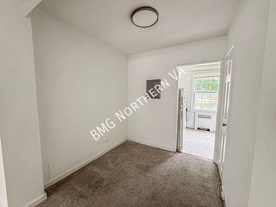 214 N George Mason Dr #214-1 - Photo 6 of 14