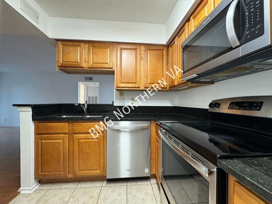 3305 Wyndham Cir #156 - Photo 5 of 18