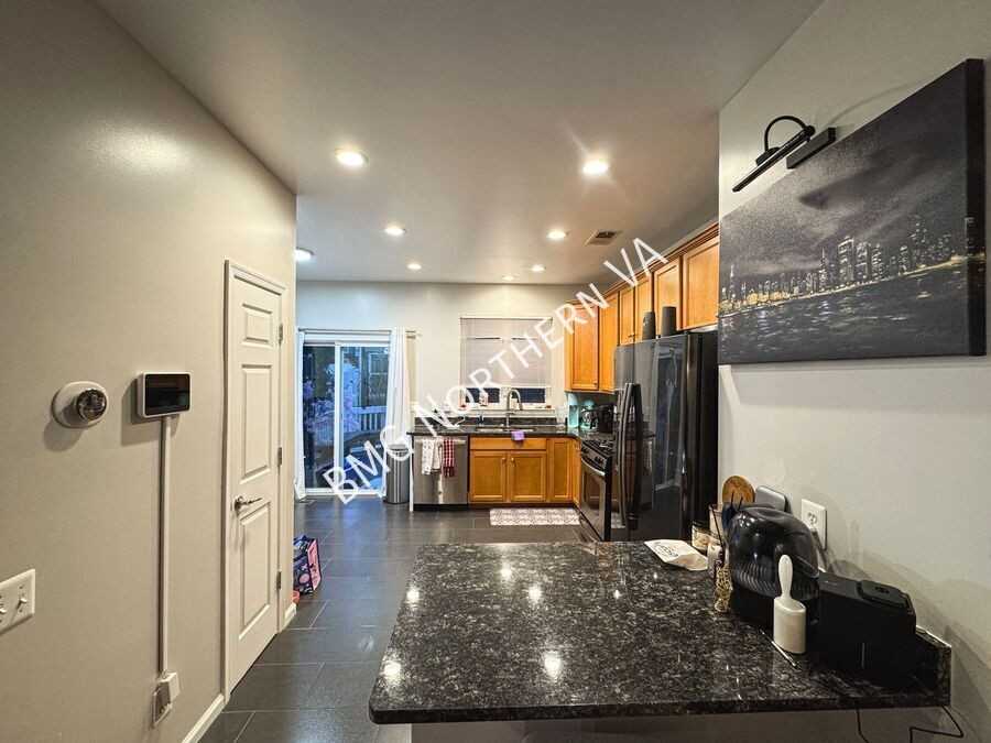 22462 Faith Ter - Photo 7 of 25