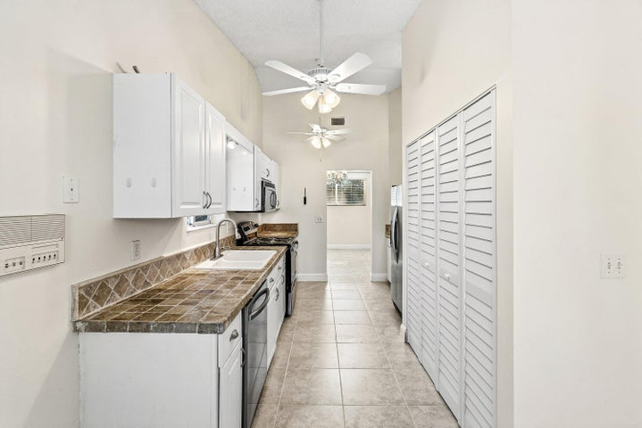 9770 Nickels Blvd - Photo 5 of 10