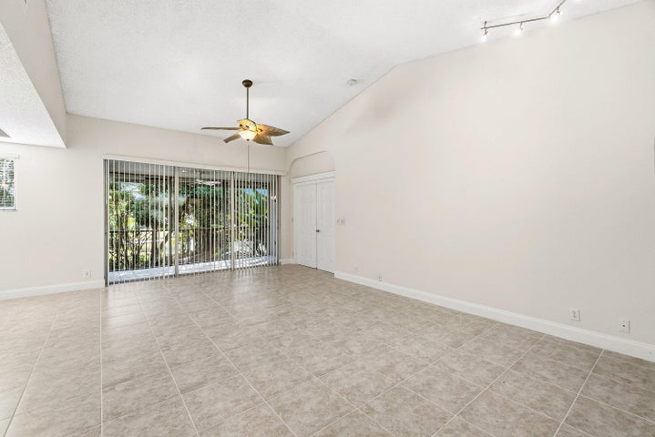 9770 Nickels Blvd - Photo 7 of 10