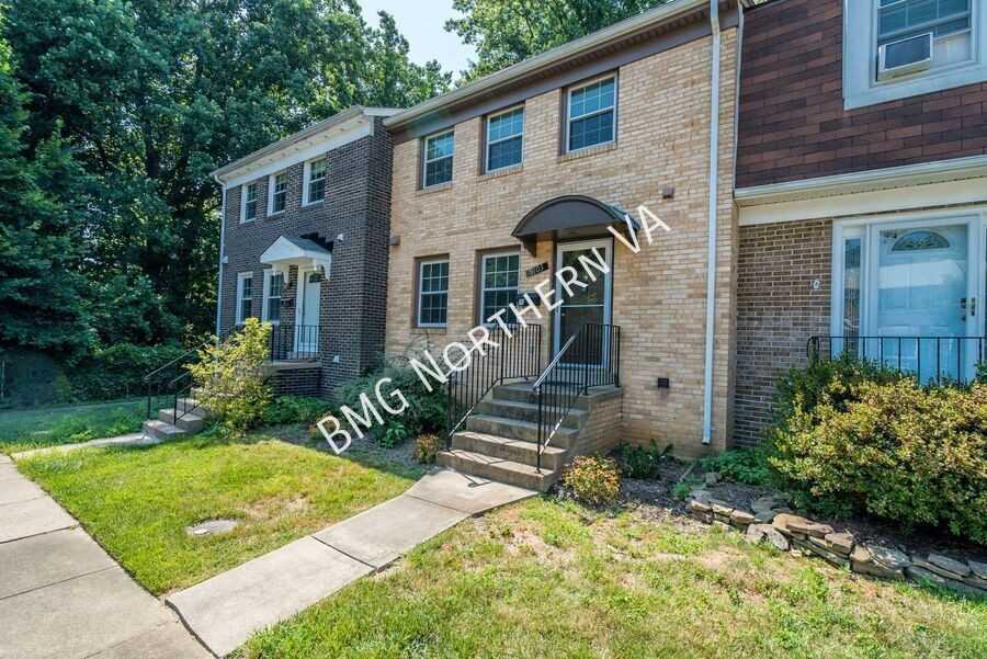 9103 Vosger Ct - Photo 2 of 33