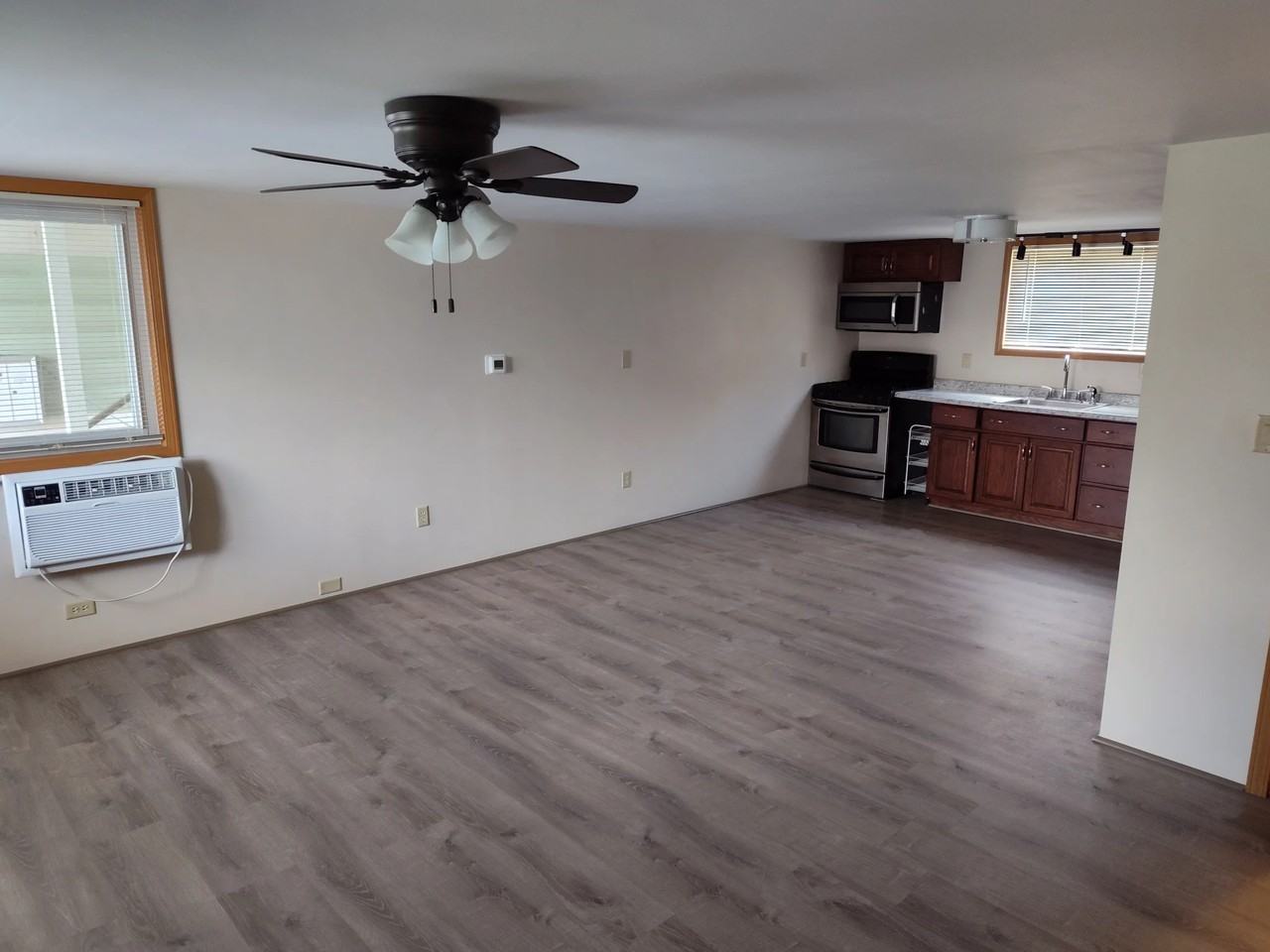 301 Barr Elms Ave #3 - Photo 3 of 7