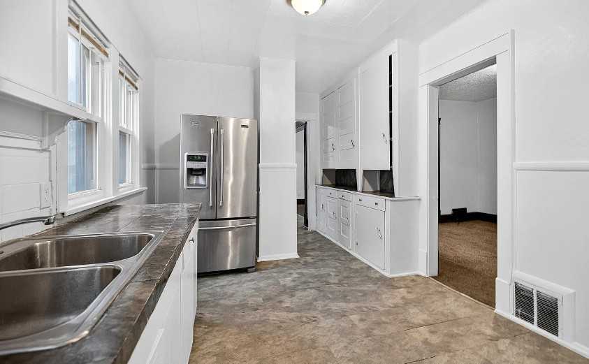 2128 6th St Sw - Photo 6 of 15