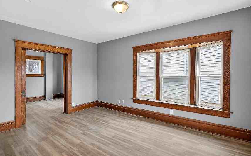 458 Kling St - Photo 4 of 19