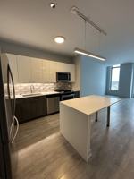 featured image of 1025 W Addison St #705