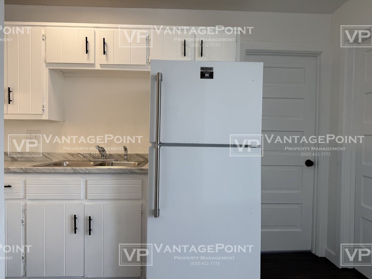 613 Hubbard Street - Photo 7 of 10