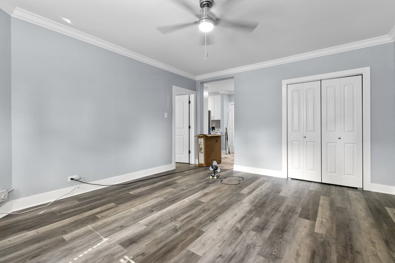 3815 N Greenview Ave #3815-1W - Photo 6 of 10