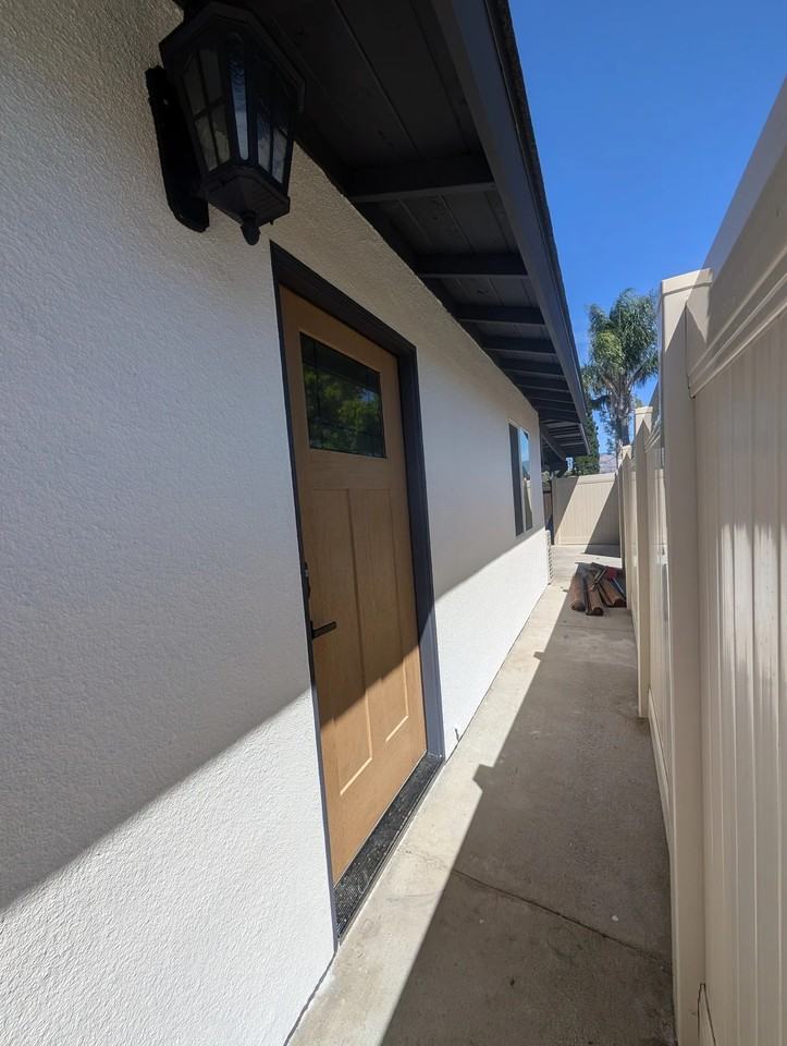 1926 Hardt St - Photo 2 of 12