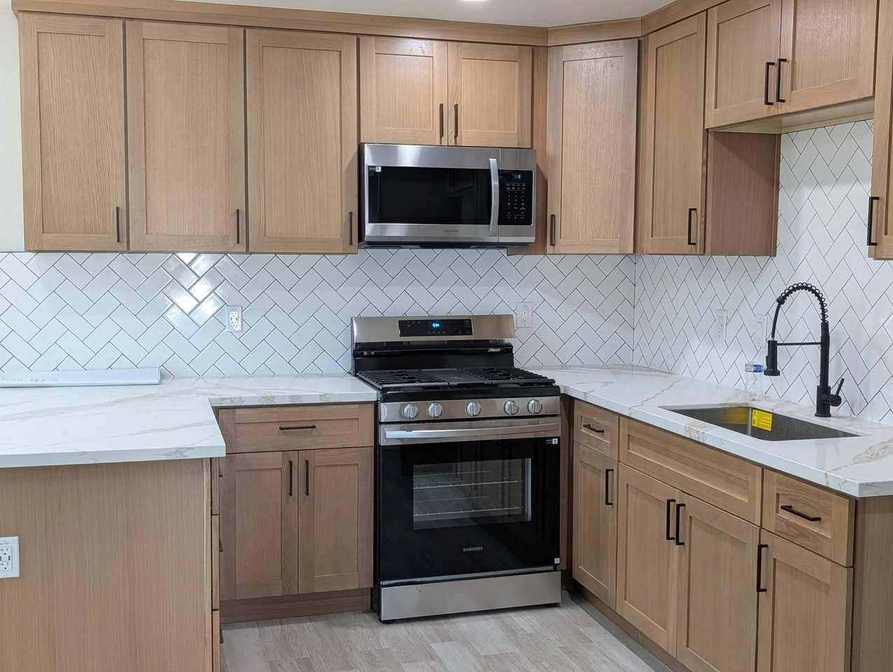 1926 Hardt St - Photo 3 of 12