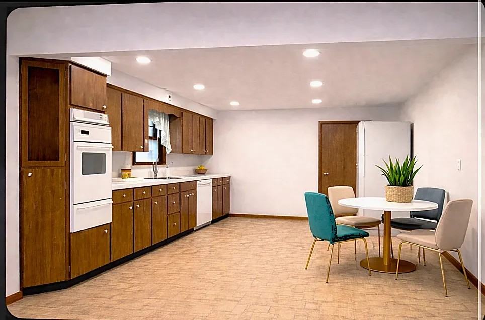 155 Madison Ave - Photo 2 of 5