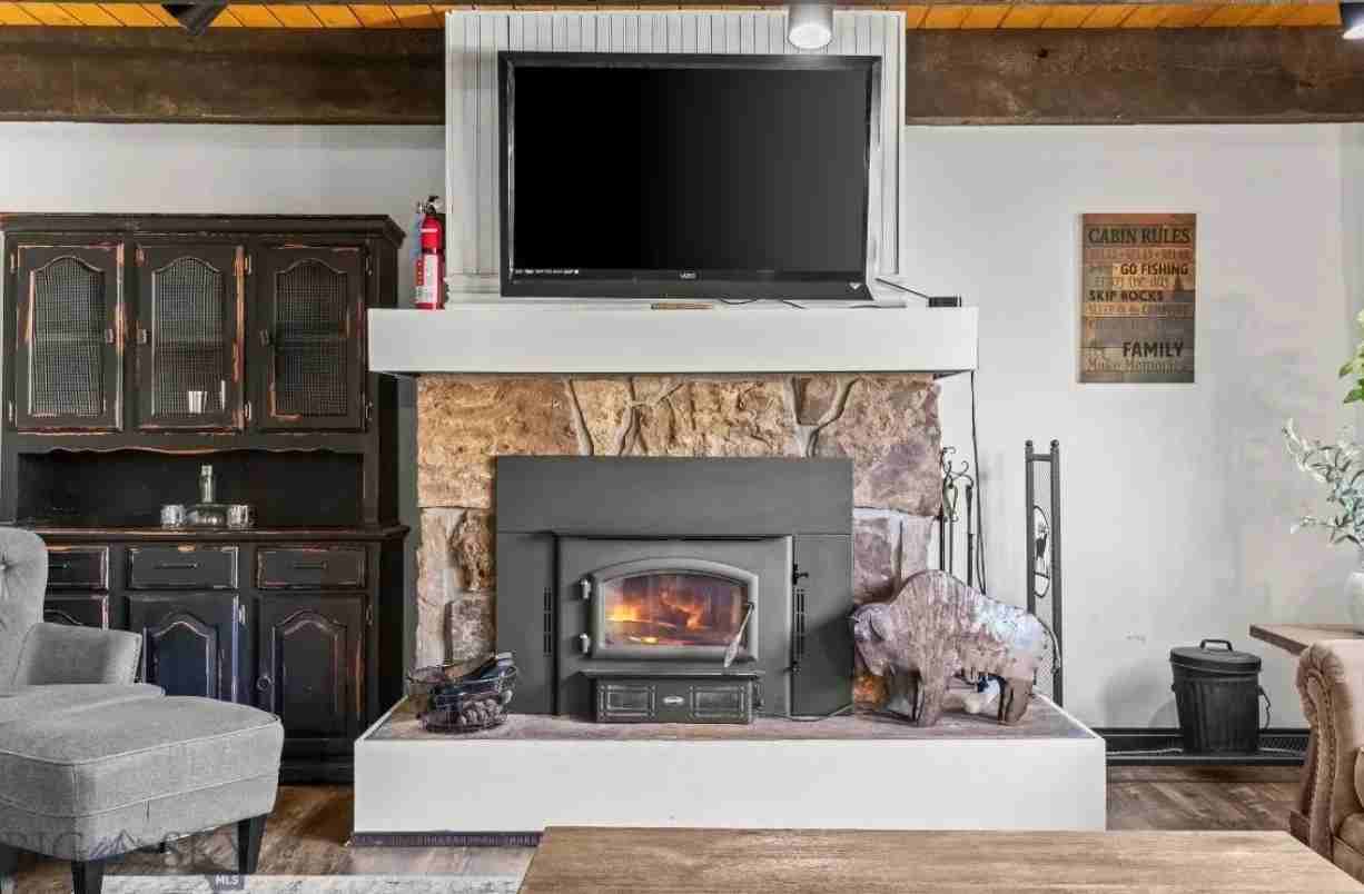 2575 Curley Bear Rd #124 - Photo 2 of 14