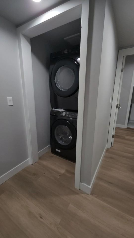 2401 S Redondo Blvd #A - Photo 7 of 20