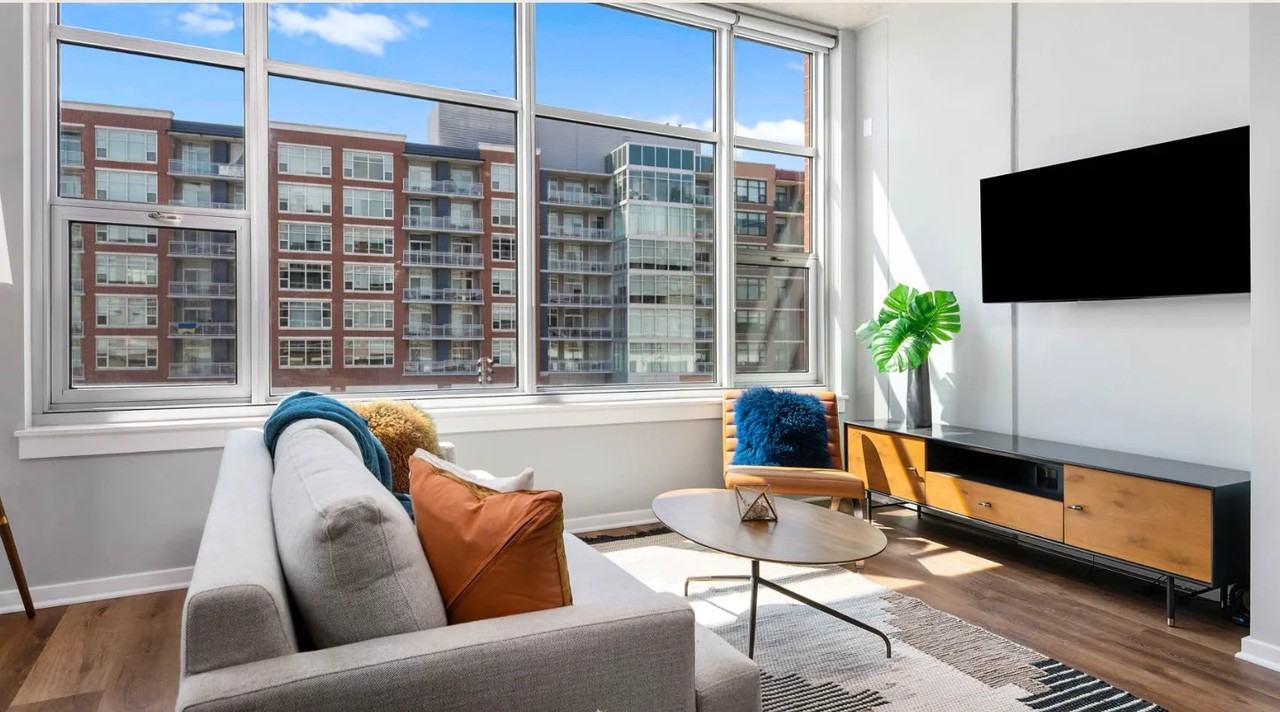 148 W Roosevelt Rd - Photo 3 of 14