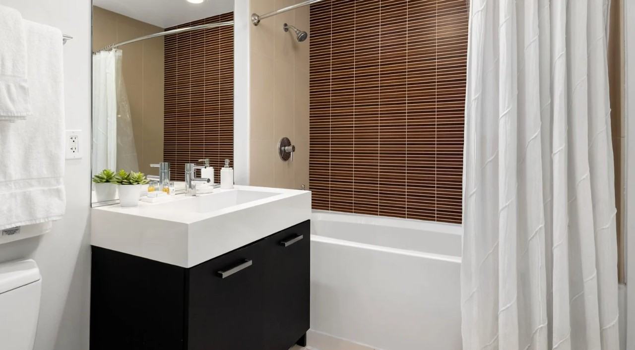 148 W Roosevelt Rd - Photo 7 of 14