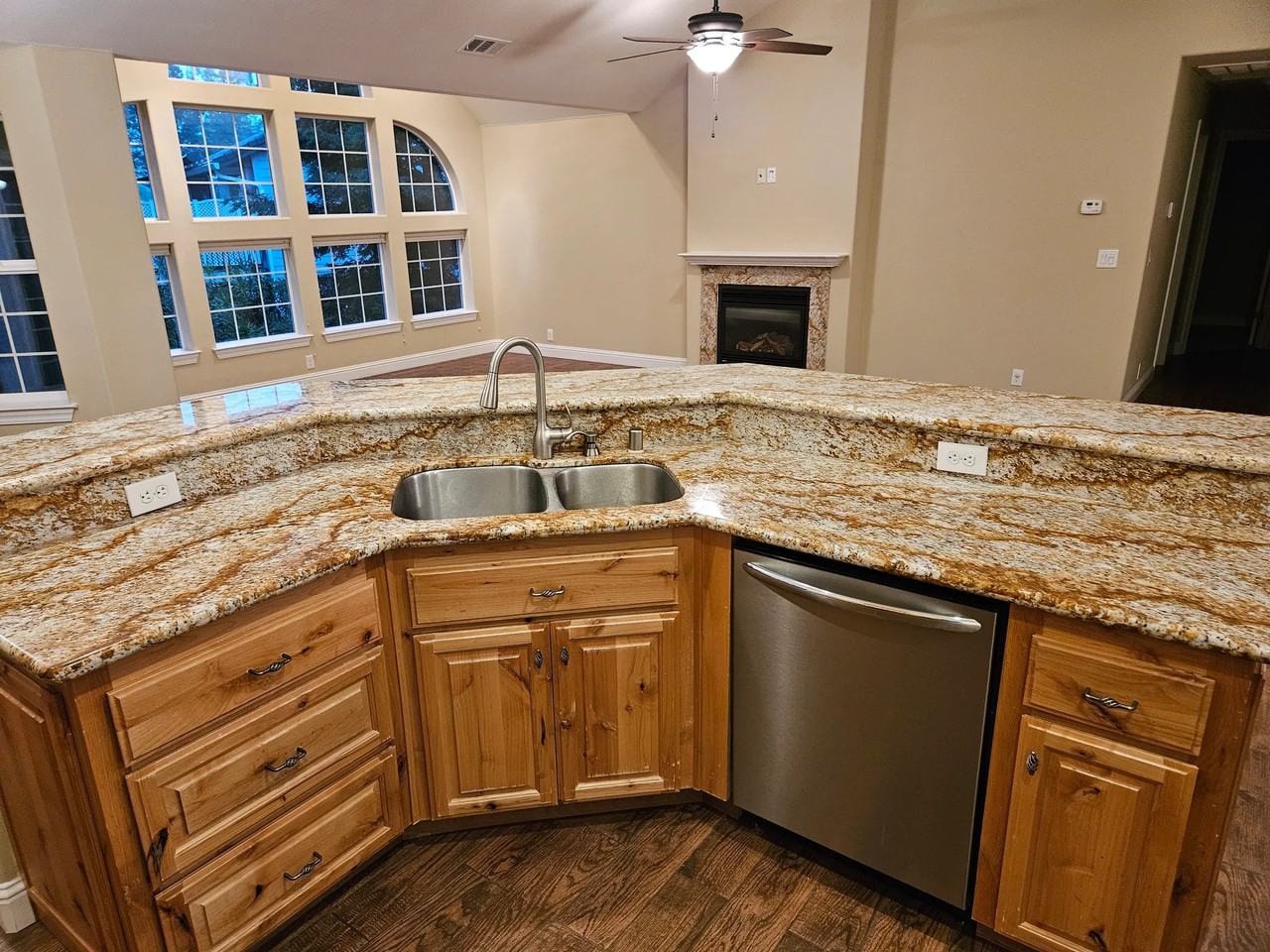 23040 Cypress Point Way - Photo 3 of 8