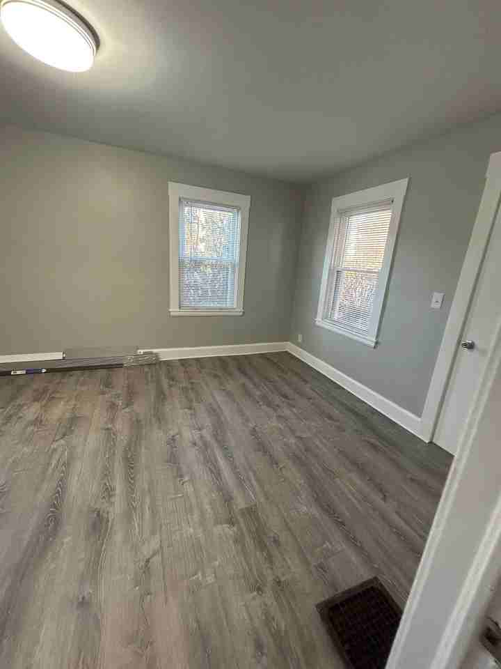 46 Beech St #1 - Photo 4 of 13