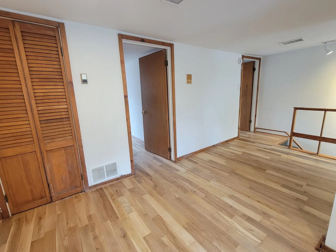 1506 Green St #4F - Photo 2 of 13