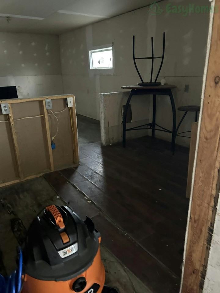 625 Walton Avenue - Photo 4 of 12