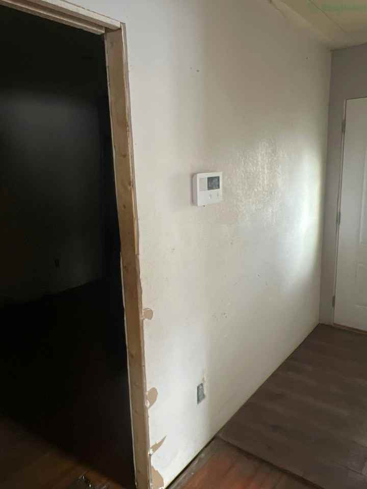 625 Walton Avenue - Photo 7 of 12