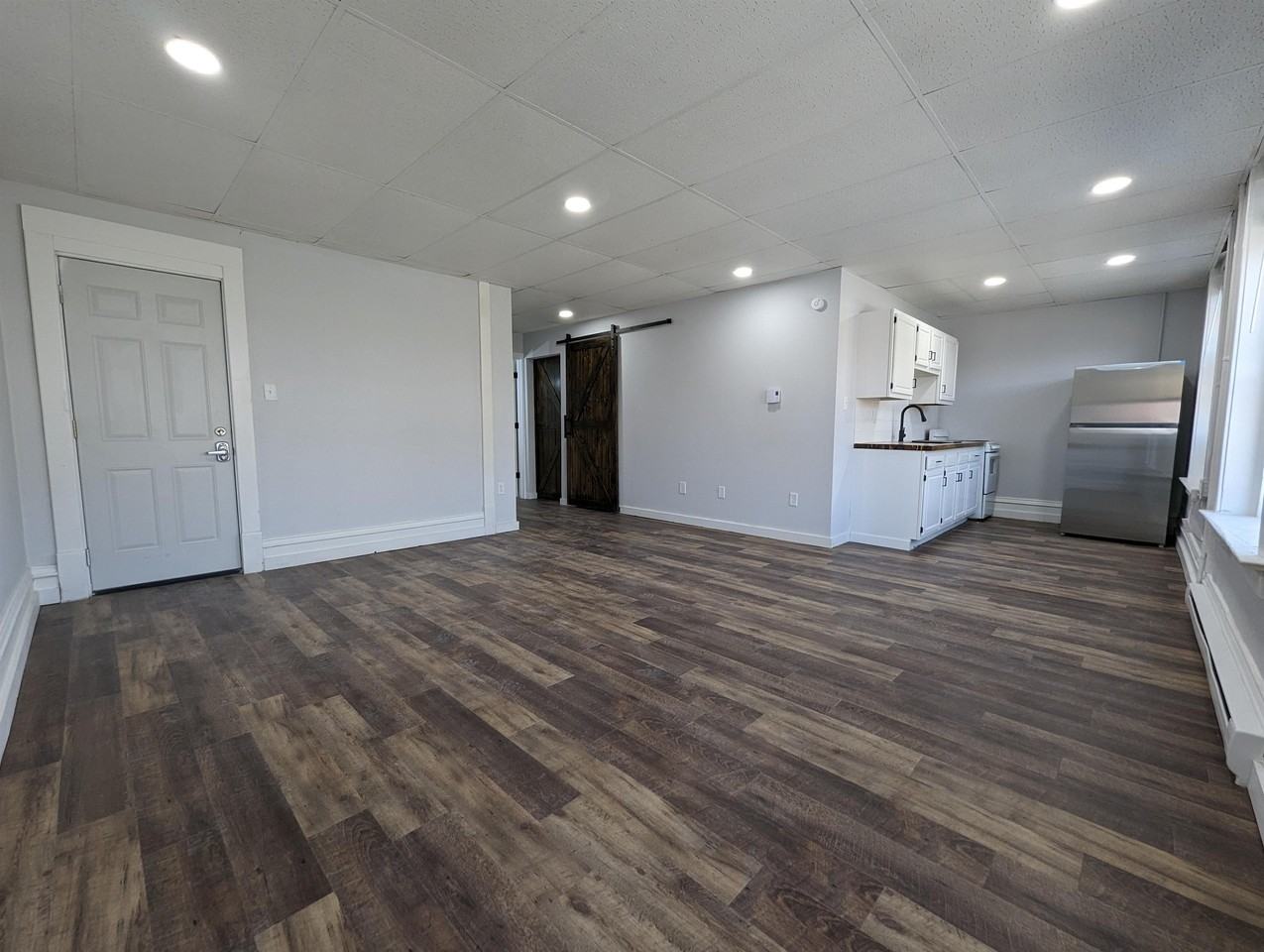 124 South 2nd Street - Photo 4 of 17