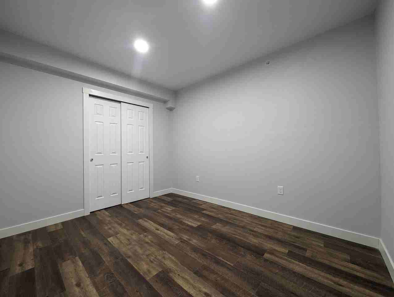 Mid North Flats at Jefferson - Photo 4 of 40