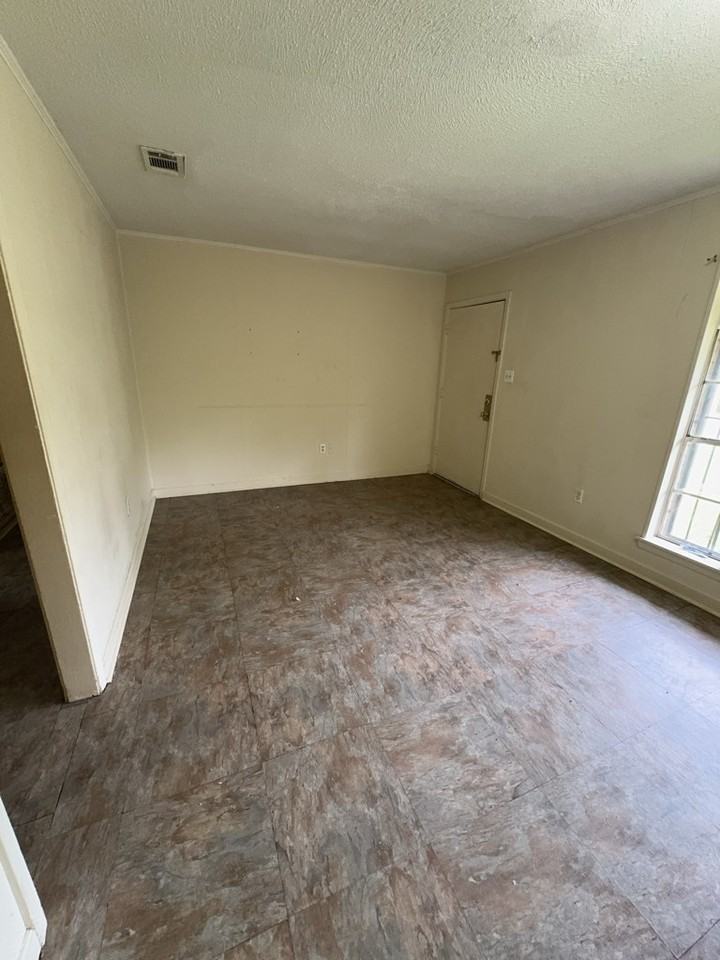 6521 Lyndon B Johnson Drive - Photo 2 of 9