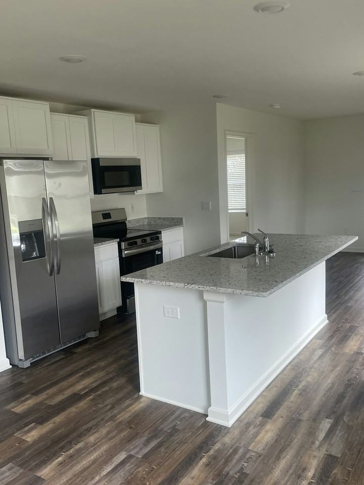 14391 Buttercup Way - Photo 4 of 15